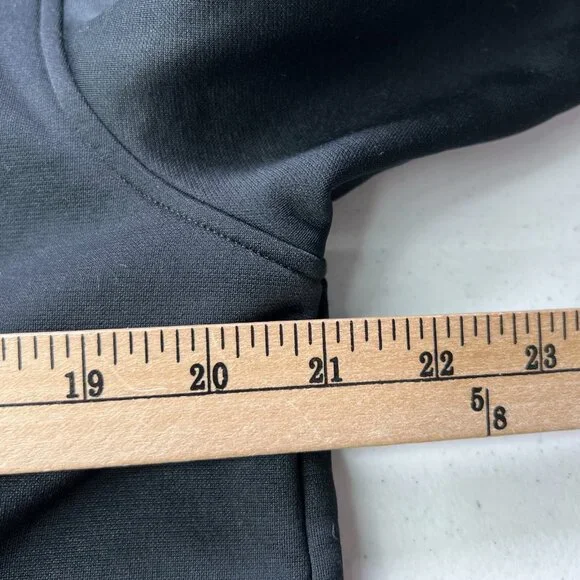 Under Armour Hoodie Sweatshirt Mens Medium Black Long Sleeve Pullover Loose Fit - Picture 5 of 6